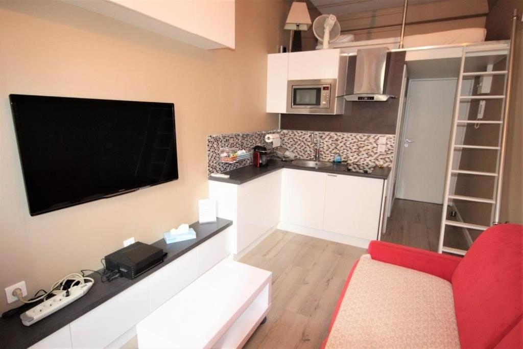 Beautiful And Cozy Apartment In The Heart Of كان المظهر الخارجي الصورة